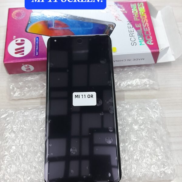 MI 11 SCREEN.